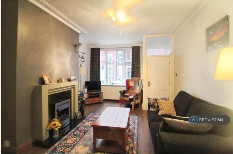 2 bedroom house in Raincliffe Terrace, Leeds, LS9 (2 bed) (#971614)