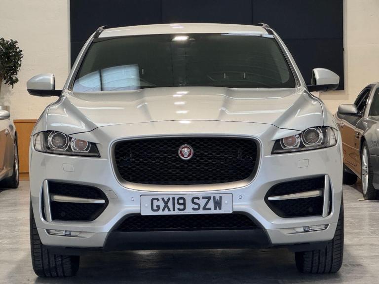 2019 Jaguar F-Pace 2.0 D180 R-Sport SUV 5dr Diesel Auto AWD Euro 6 (s/s) (180 ps) ESTATE Diesel A...