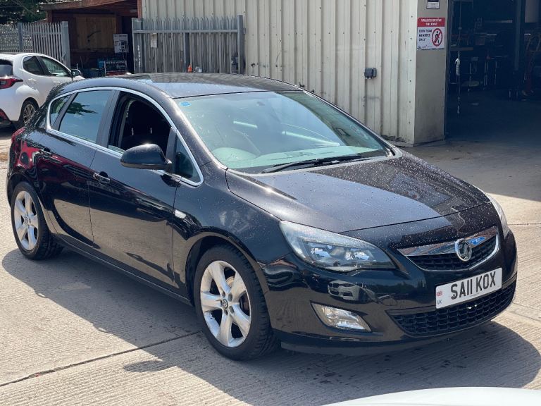 Vauxhall, ASTRA, Hatchback, 2011, Manual, 1598 (cc), 5 doors