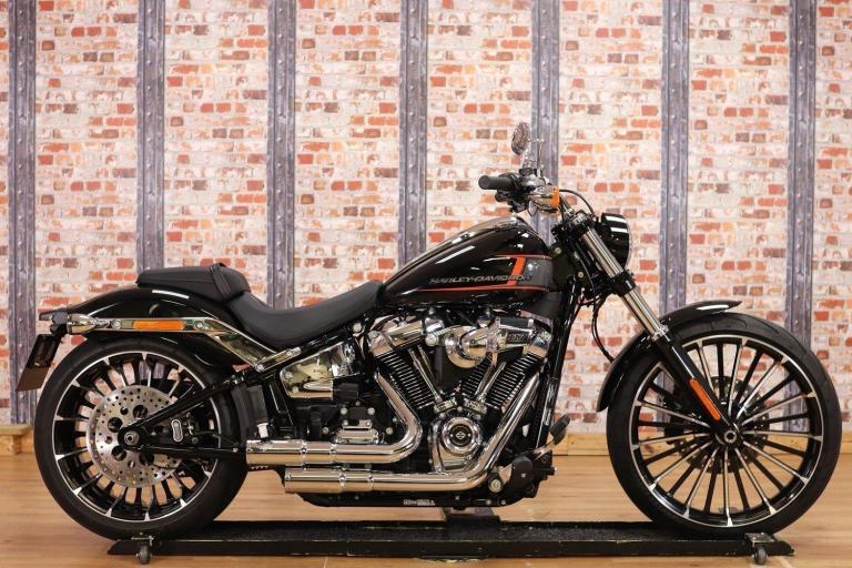 2023 HARLEY DAVIDSON FXBRS BREAKOUT 117 - ONLY 2,300 MILES - VANCE AND HINES