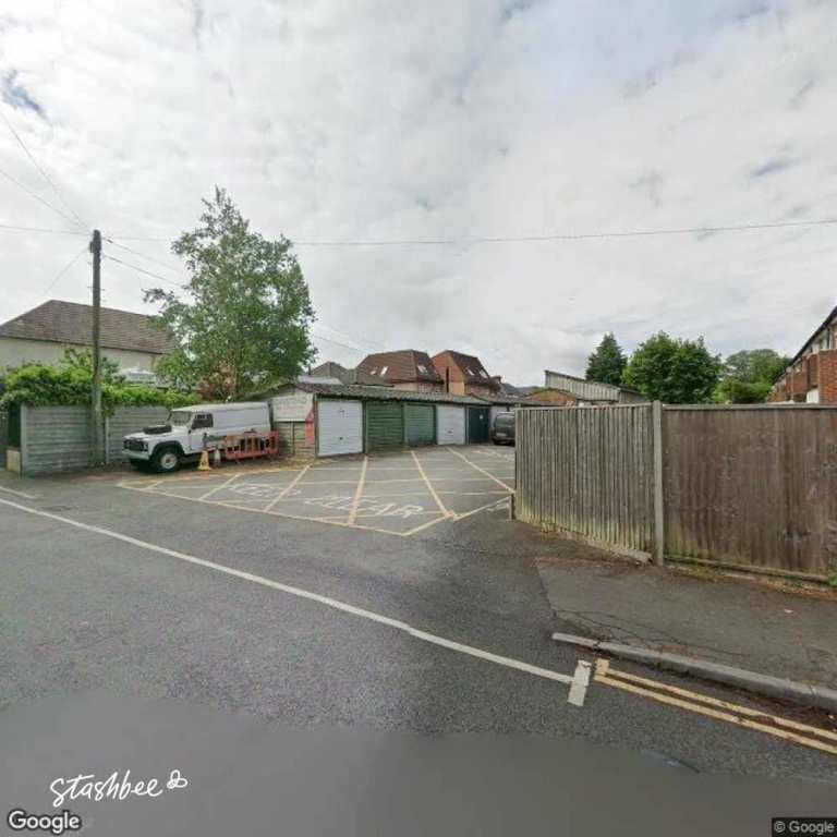 Garage to rent in Banstead (SM7) | Stashbee