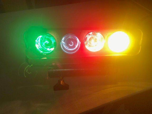 DISCO LIGHT - 4 WAY FLASHING SOUND ACTIVATED LIGHT UNIT- ONLY £50