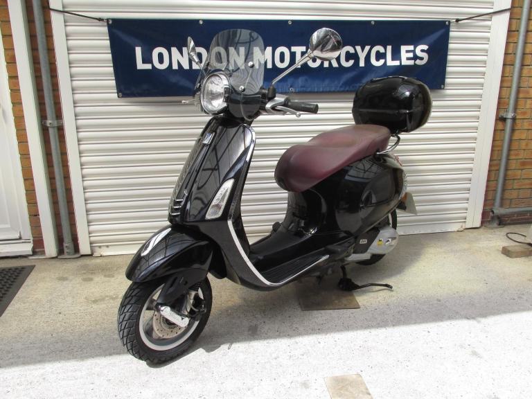 Vespa Primavera 125 ABS, 2016, Only 2k Miles, New Mot + Warranty