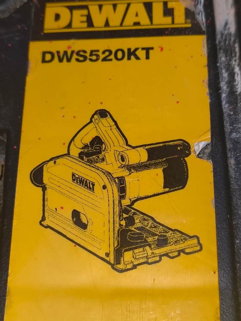 DeWalt DWS520KT 165MM plunge tool 1300 w. 110V with carry case. No guide rail
