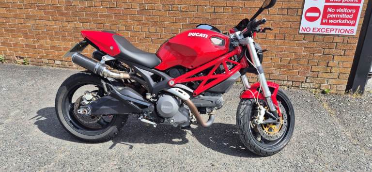 Ducati, MONSTER 696+, 2009, 696 (cc)