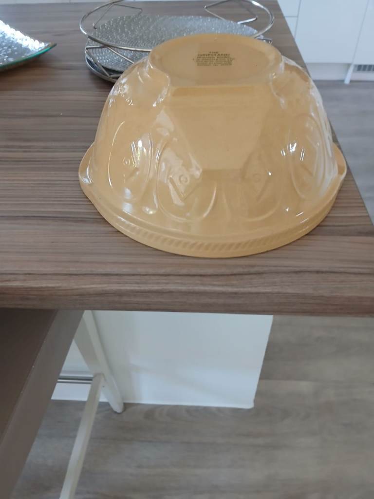 Vintage Gripstand Mixing Bowl