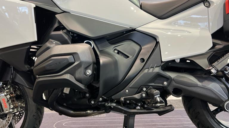 2025 BMW R1300 BMW R1300 RT LE ASA (25MY) TOURER Petrol Manual