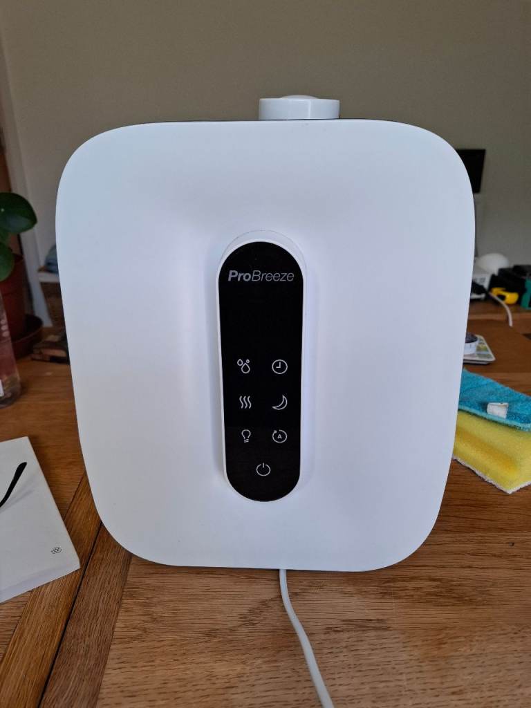 Pro Breeze 5L Smart Humidifier – Working – Stained Internally