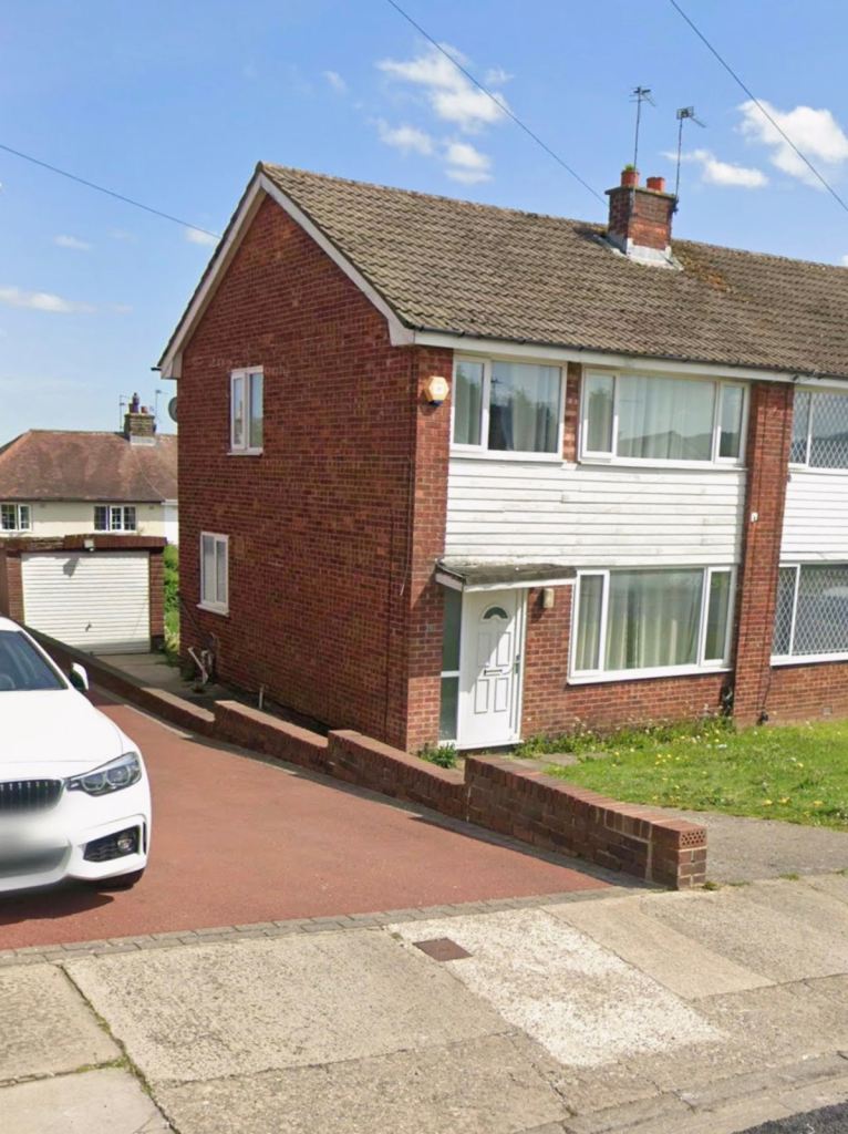 Rhodesway BD8 3 Bedroom House - To Let