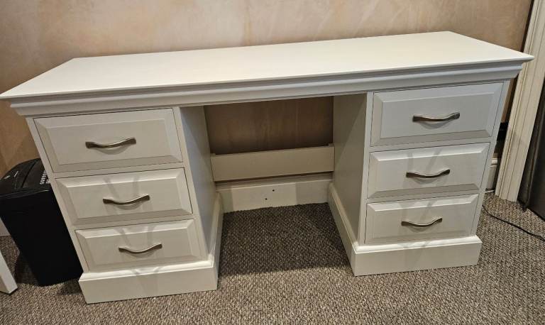 image for White solid wood dressing table with drawers