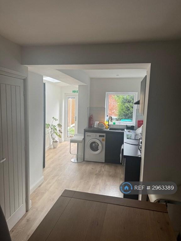3 bedroom house in Holden Street, Mansfield, NG18 (3 bed) (#2963389)