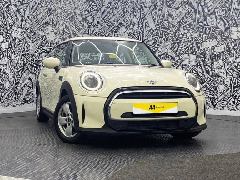 2021 MINI Hatch 1.5 Cooper Classic Hatchback 3dr Petrol Manual Euro 6 (s/s) (136 ps) Hatchback Pe...