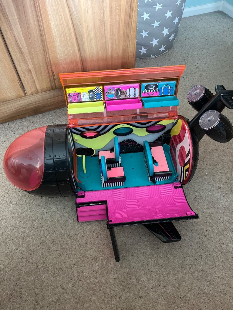 L.O.L. Surprise! 4-in-1 Glamper Camper & Plane – Good Condition