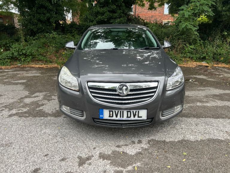 Vauxhall, INSIGNIA, Hatchback, 2011, Manual, 1796 (cc), 5 doors