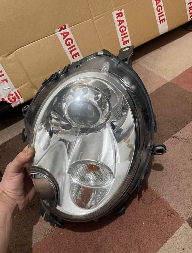 Mini Cooper S R56 Xenon light Front Left Passenger Side