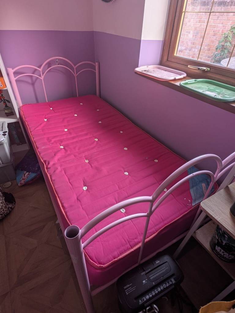 Single bed