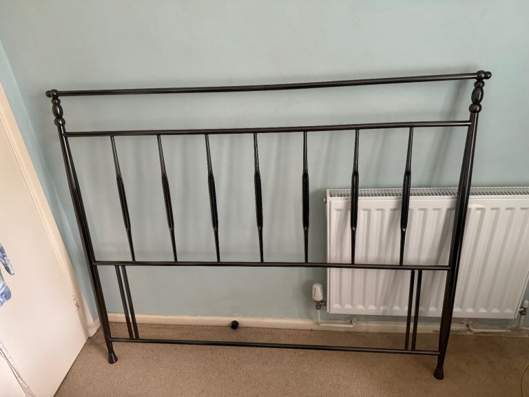 image for Metal headboard 