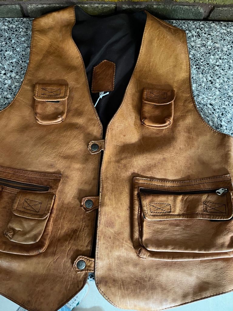 Vintage American Sergio Valente leather safari / utility vest fishing vest