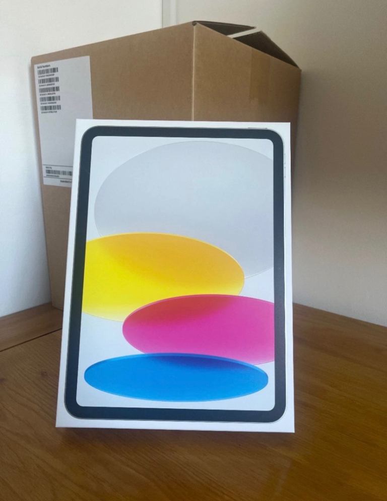 Apple iPad A16 Gen 11 - Brand New Sealed 128GB Silver in Factory Sealed Box Latest Model 2025