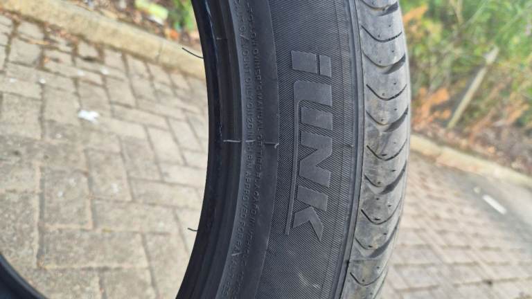 ILINK 235/50 ZR20 104W XL Tyre Only 500 Miles – Excellent Condition Only 500 Miles