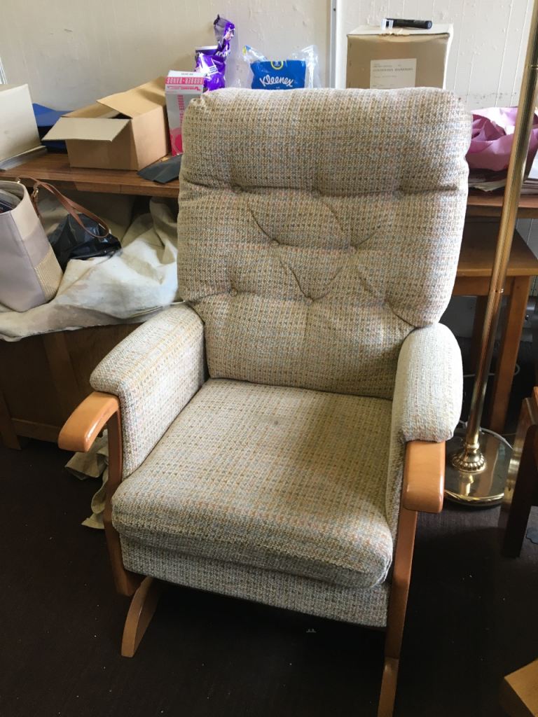 Rocking chair 