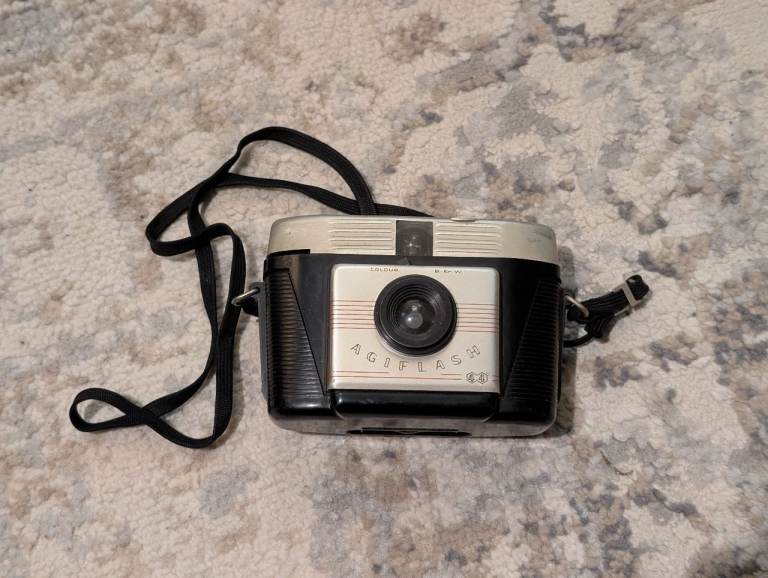 UNTESTED Agiflash 44 retro film camera