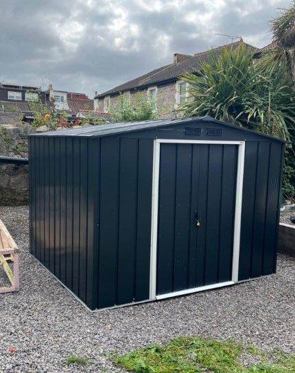 All-Season Metal Storage Shed – Heavy-Duty Garden Workshop Unit with Ventilated Roof & Secure Doors