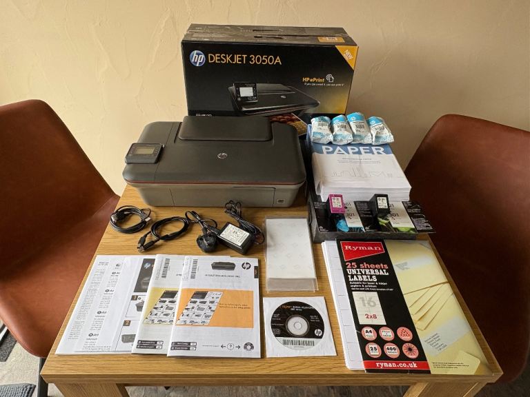REDUCED! HP Deskjet 3050A Printer Scanner Copier Bundle