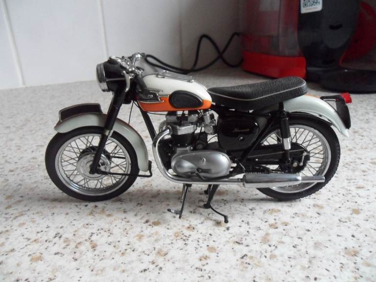 Triumph Bonneville Model Motorcycle – Great Detail, Good Condition