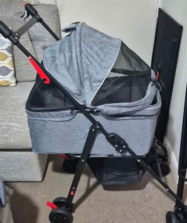 Dog pram