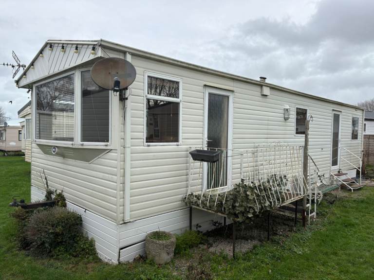 Lovely Caravan For Sale Only 14,995!