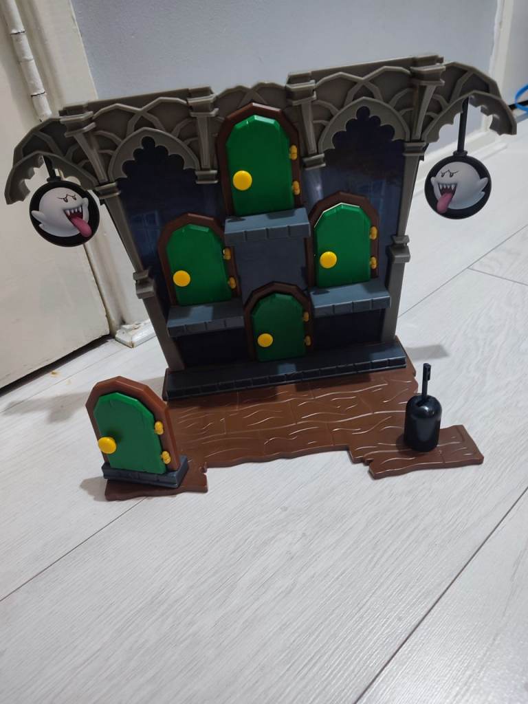 Kids toys Super mario boo mansion play set 