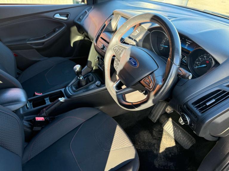 2018 Ford Focus 1.0 EcoBoost 140 ST-Line X 5dr HATCHBACK PETROL Manual