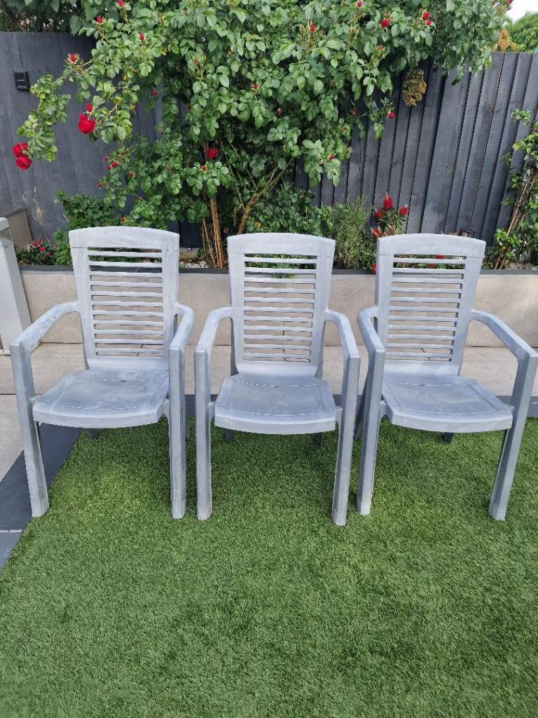 3 garden chairs grey