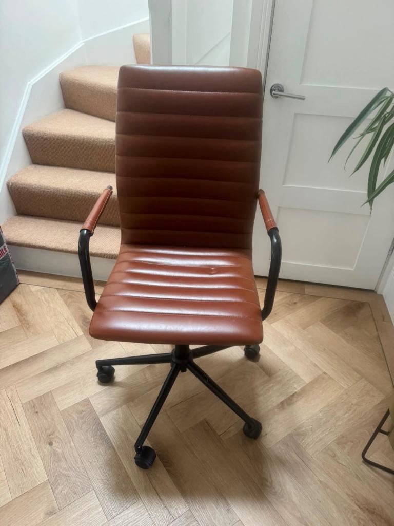 Brown Office Swivel Chair – Good Condition