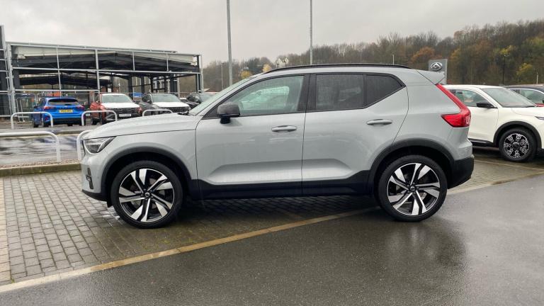 2024 Volvo XC40 2.0 B3P Ultra Dark 5dr Auto ESTATE PETROL Automatic