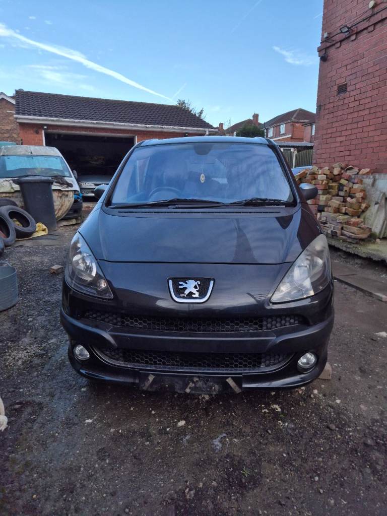Peugeot, 1007, Hatchback, 2007, Manual, 1398 (cc), 3 doors