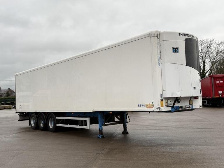 GRAY & ADAMS 45FT FRIDGE TWIN EVAP 