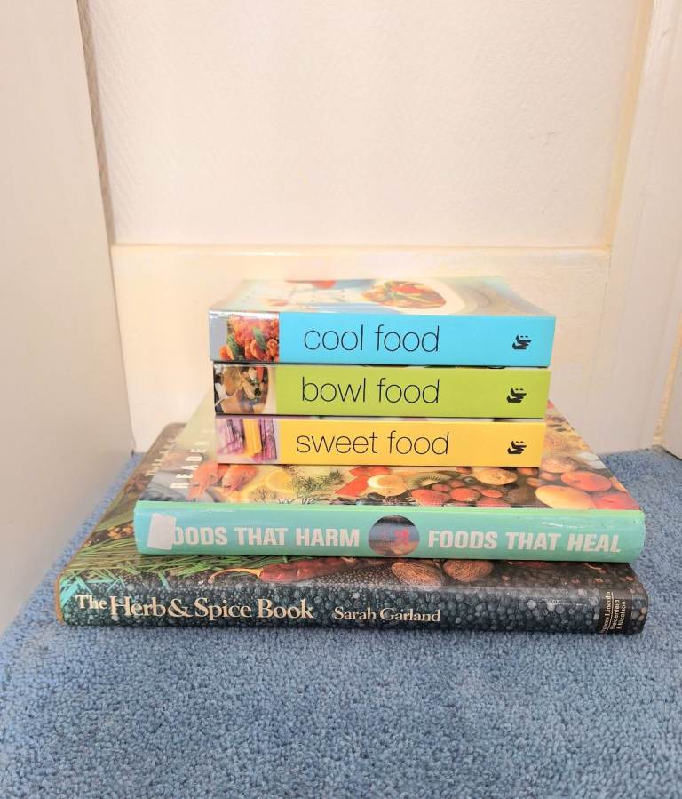 Cook books x 5 (all in good condition)