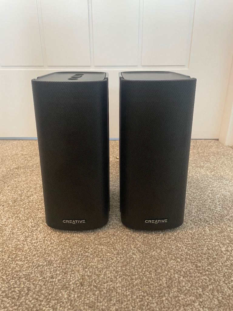 Creative T100 2.0 Desktop Speakers – Black, Good Condition