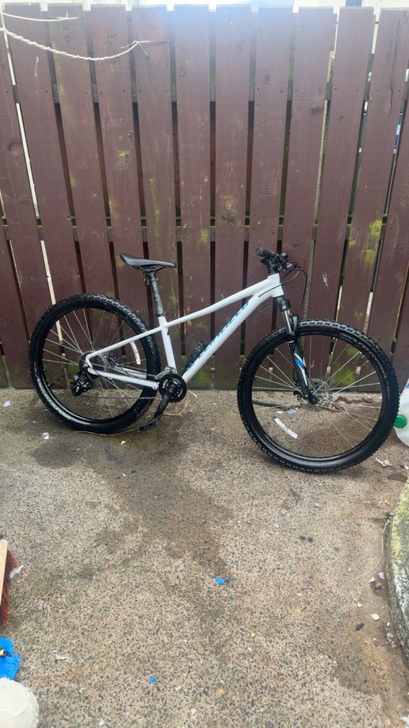 SPECIALIZED BIKE *offers* small frame