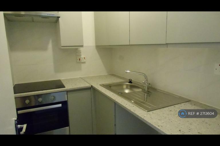 1 bedroom flat in Didsbury, Manchester, M20 (1 bed) (#2713604)