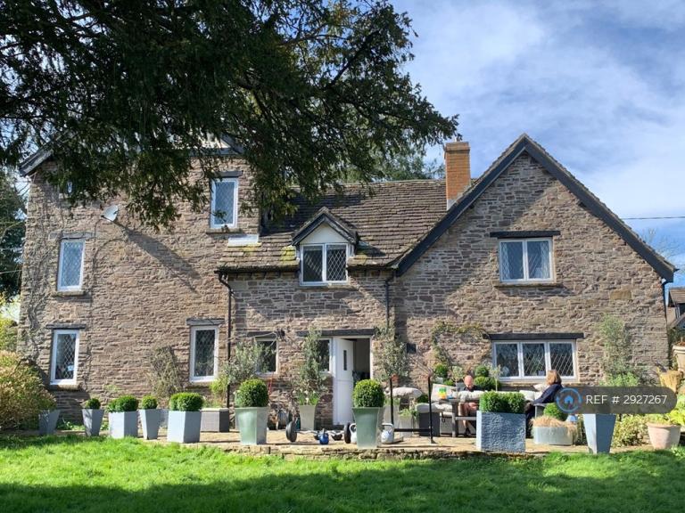5 bedroom house in The Gwent Lodge, Llanvihangel Crucorney, Abergavenny, NP7 (5 bed) (#2927267)