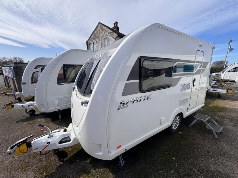 SWIFT SPRITE COMPACT 2023 MODEL 2 BERTH SMALL LIGHTWEIGHT CARAVAN