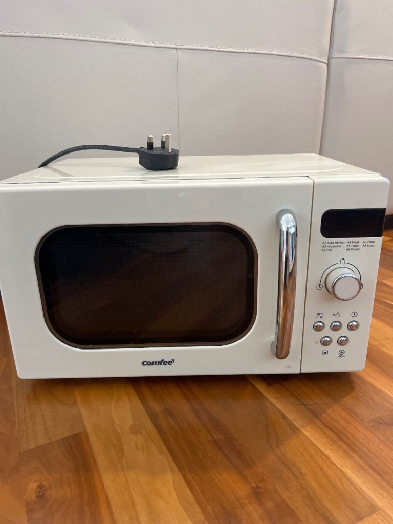 COMFEE retro style 800W Microwave Oven