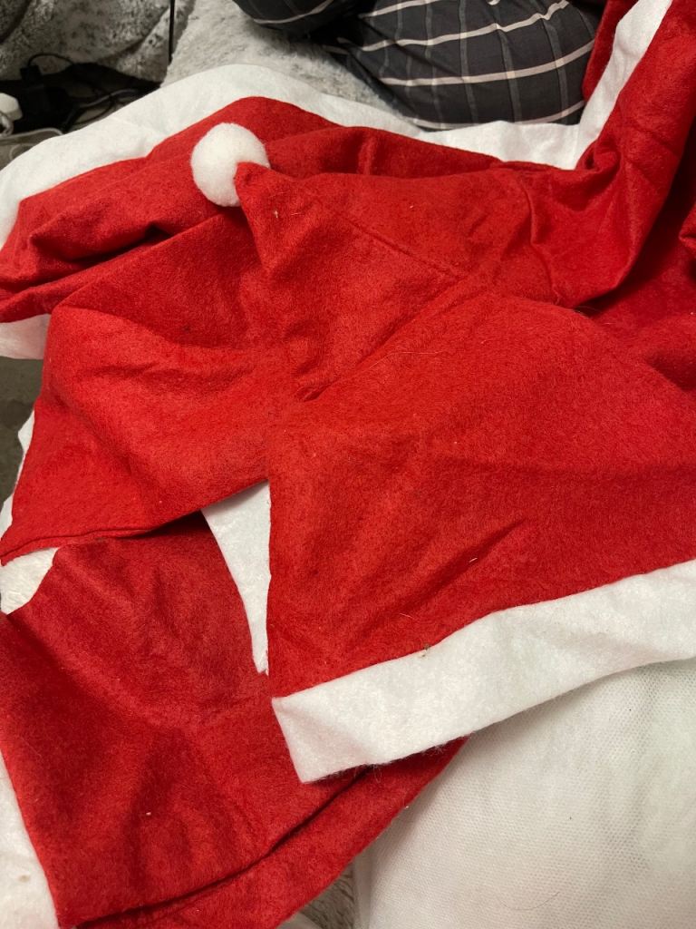 image for Kids Santa outfit 7/9 yrs 