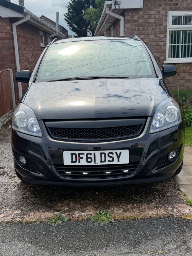 Vauxhall, ZAFIRA, MPV, 2012, Manual, 1686 (cc), 5 doors