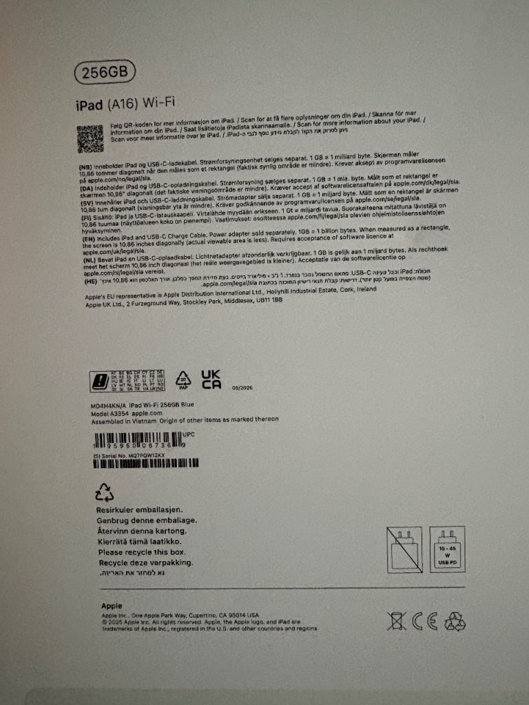 Apple iPad (A16) Wi-Fi 256GB Blue with Cover