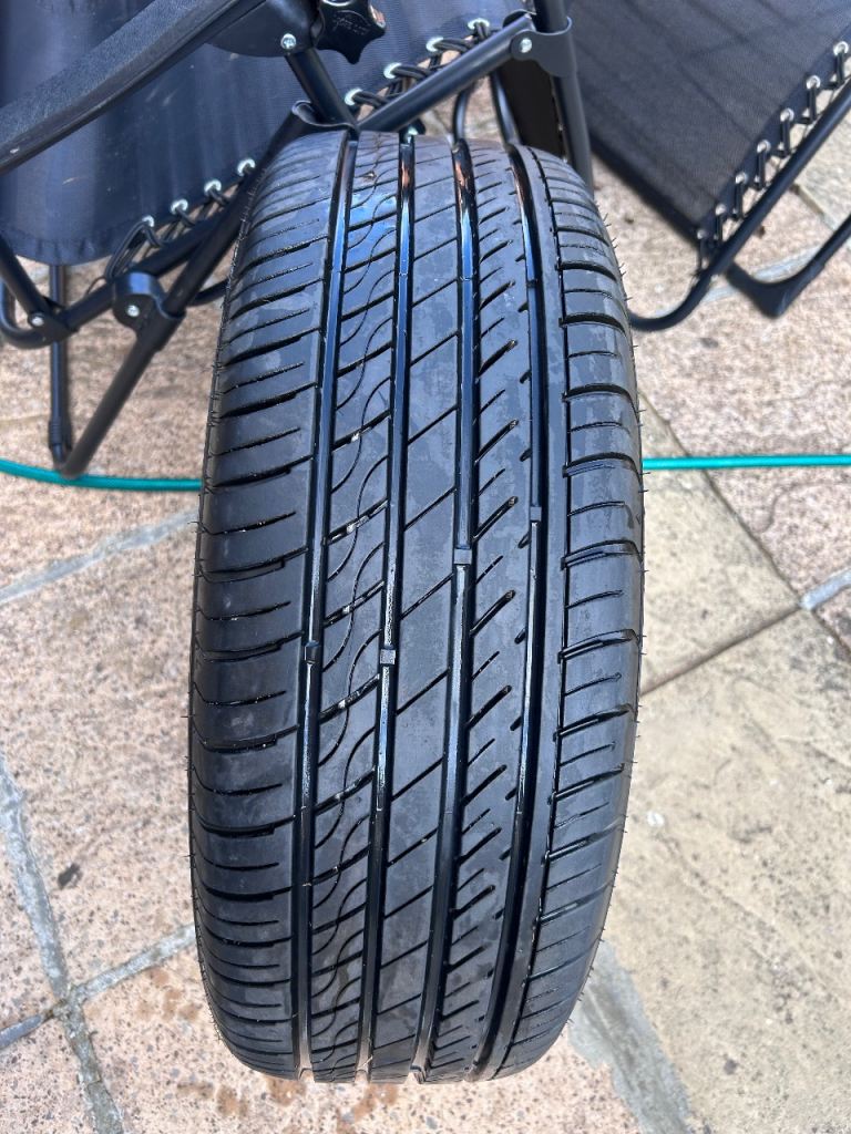 Peugeot Alloy & tyre 