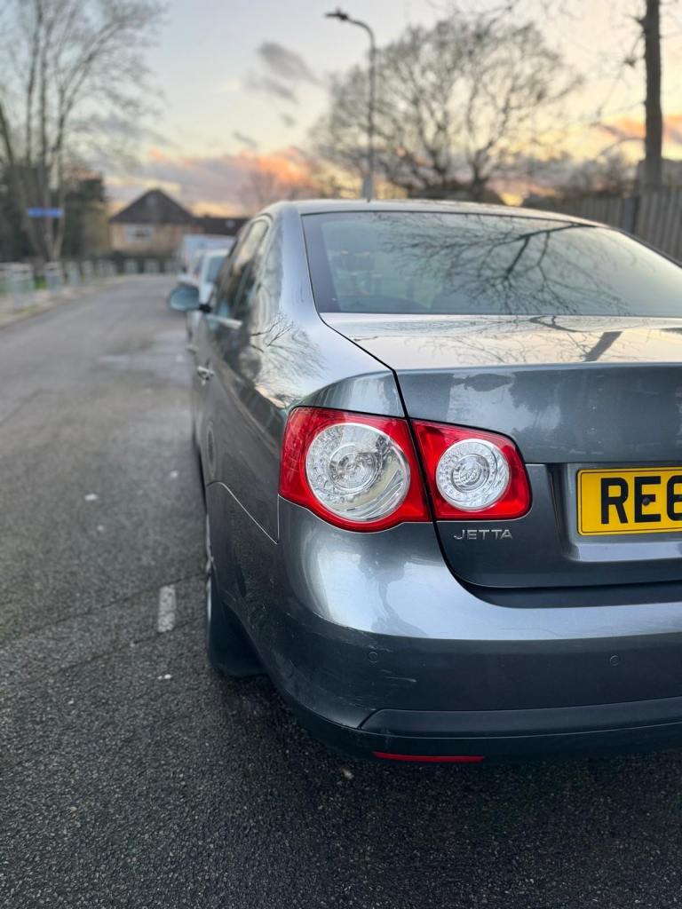 Volkswagen Jetta 1.4 TSI saloon